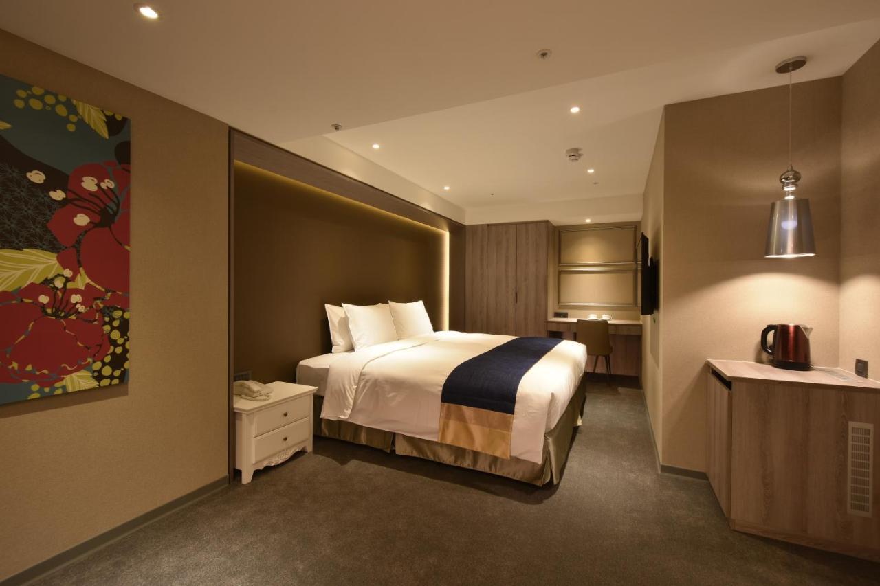 Green World Zhongxiao Đài Bắc Ngoại thất bức ảnh